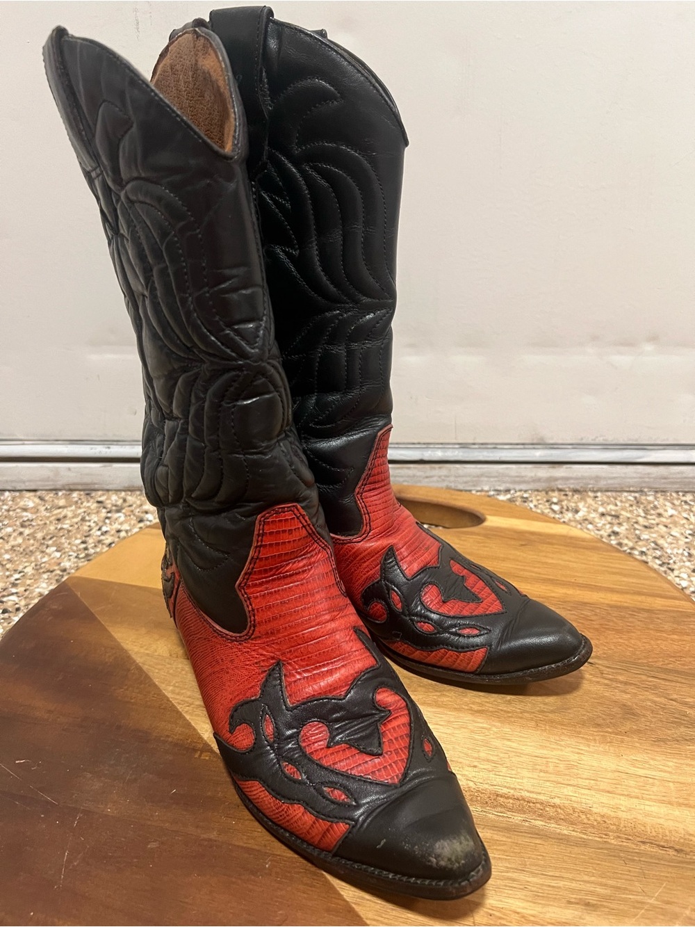 Sundance Womens Leather Black Red Western Cowboy Boots